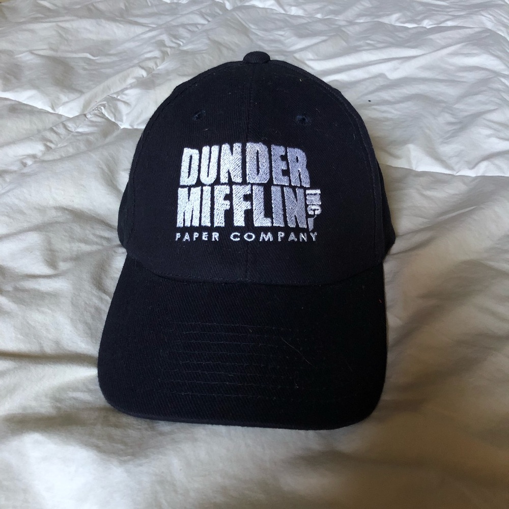 Dunder Mifflin hat